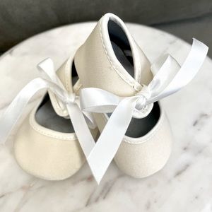 Janie & Jack Baby ribbon shoes